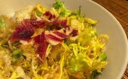 8. Ensalada Ibérica de Escarola (5&nbsp;min)