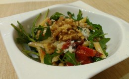 24. Ensalada Templada de Tomates Asados y Rúcula (15&nbsp;min)