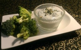 31. Dip de Queso Azul con Crudités de Brécol (10&nbsp;min)