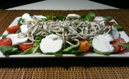 86. Ensalada Templada de Canónigos, Gulas y Queso de Cabra (7&nbsp;min)