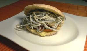 087_PitaGulasTomateAliOli