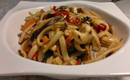 134.  Tallarines salteados con Shitake, Pimientos y Anacardos (17&nbsp;min)